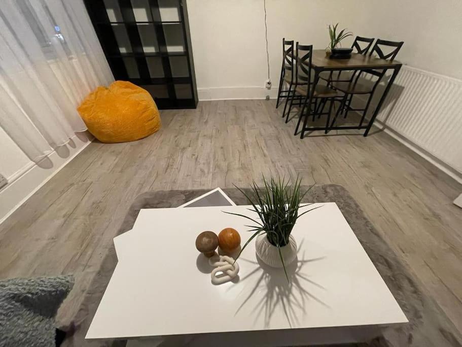 Apartment Beautiful 2 Bedroom On Tower Bridge *